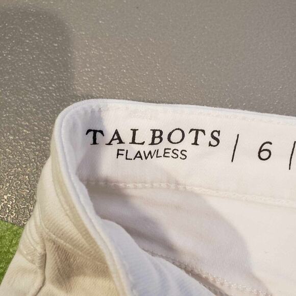 Talbots Jeans Womens Flawless Jegging Size 6 High Rise White Embroidered Stretch - Picture 6 of 9